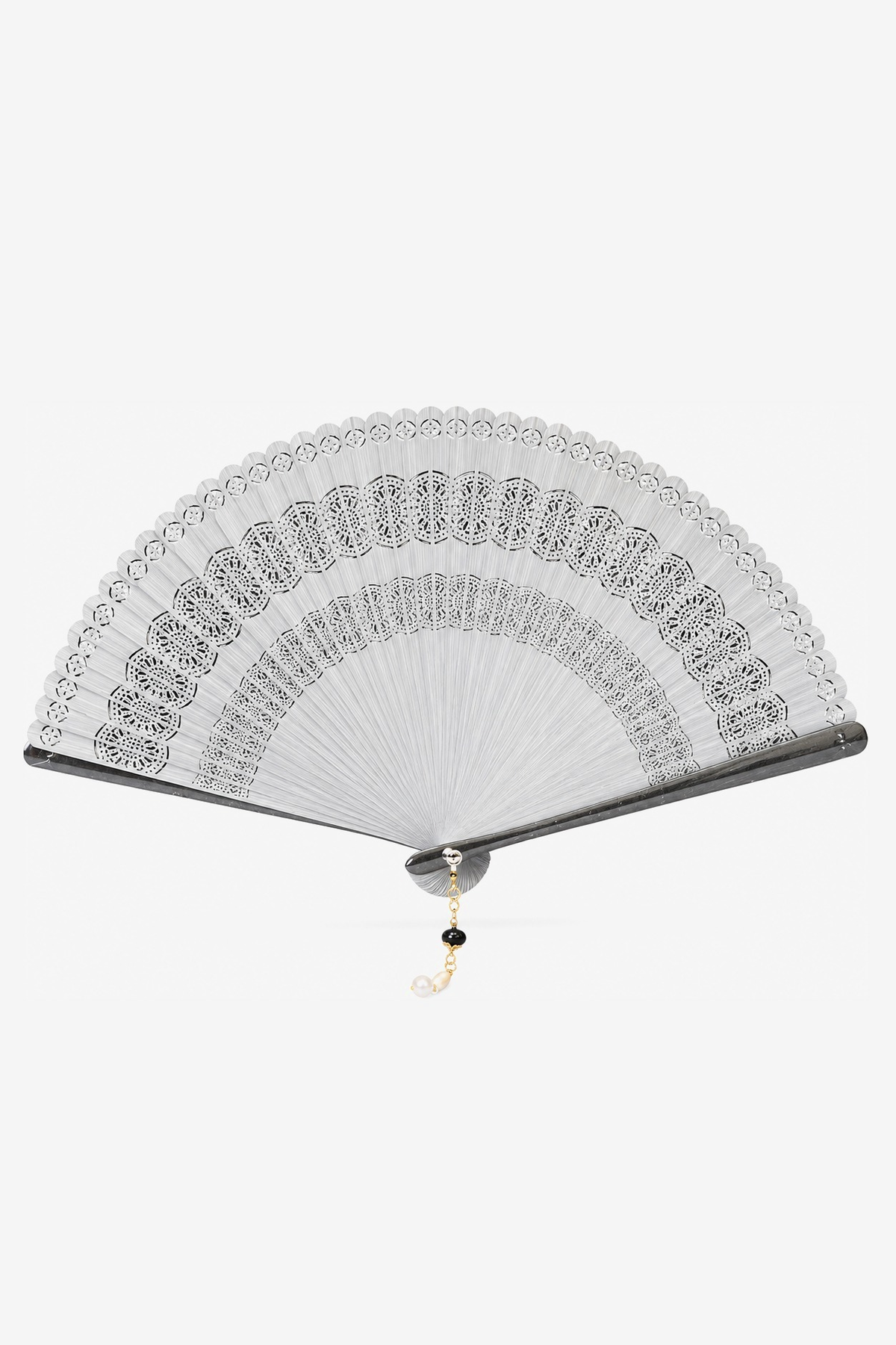 Blanca hand fan in pale silvered pierced wood with a pearl - Gatz