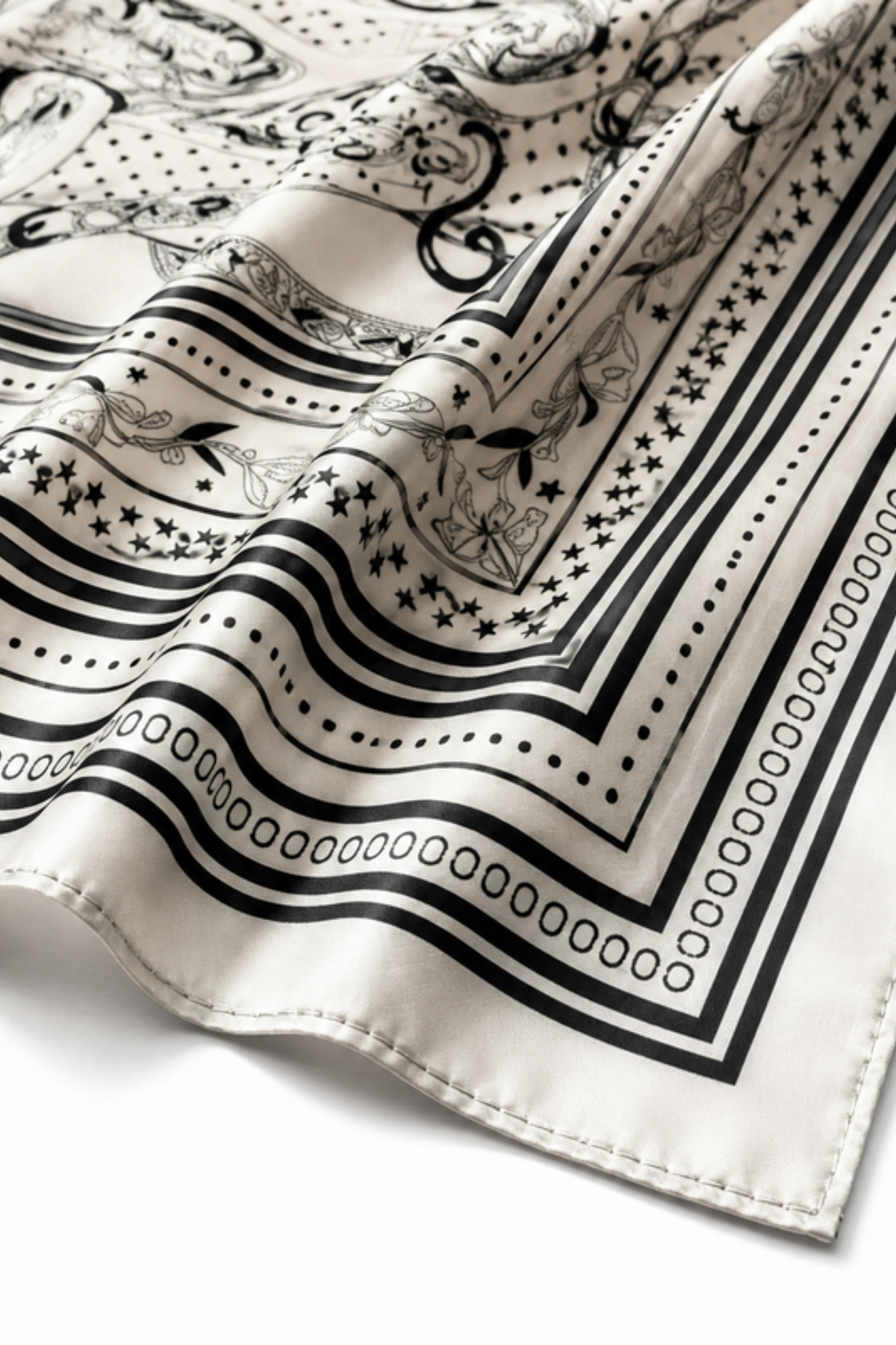 Foulard - June
